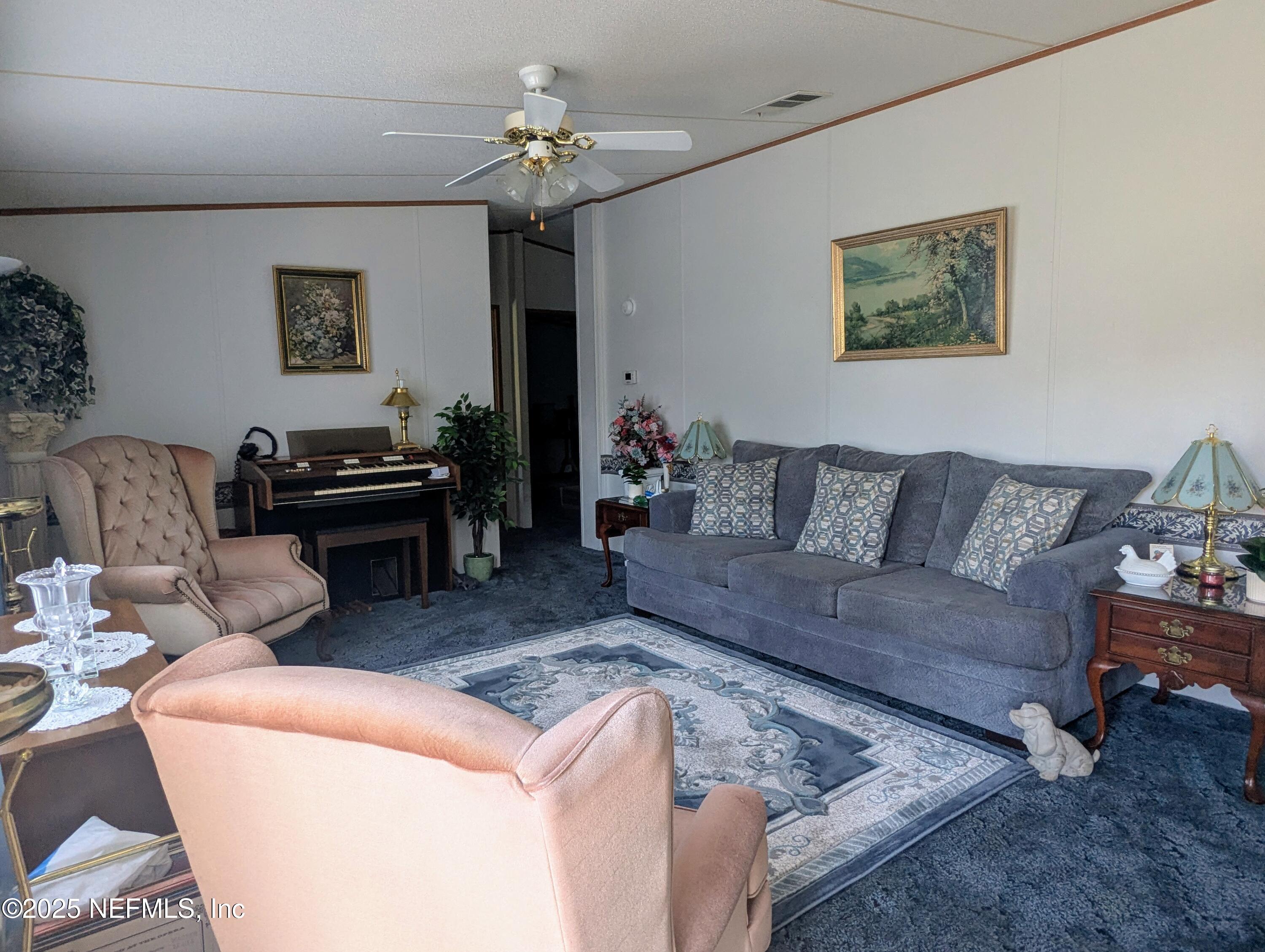 5224 HAMMOCK LAKE Drive