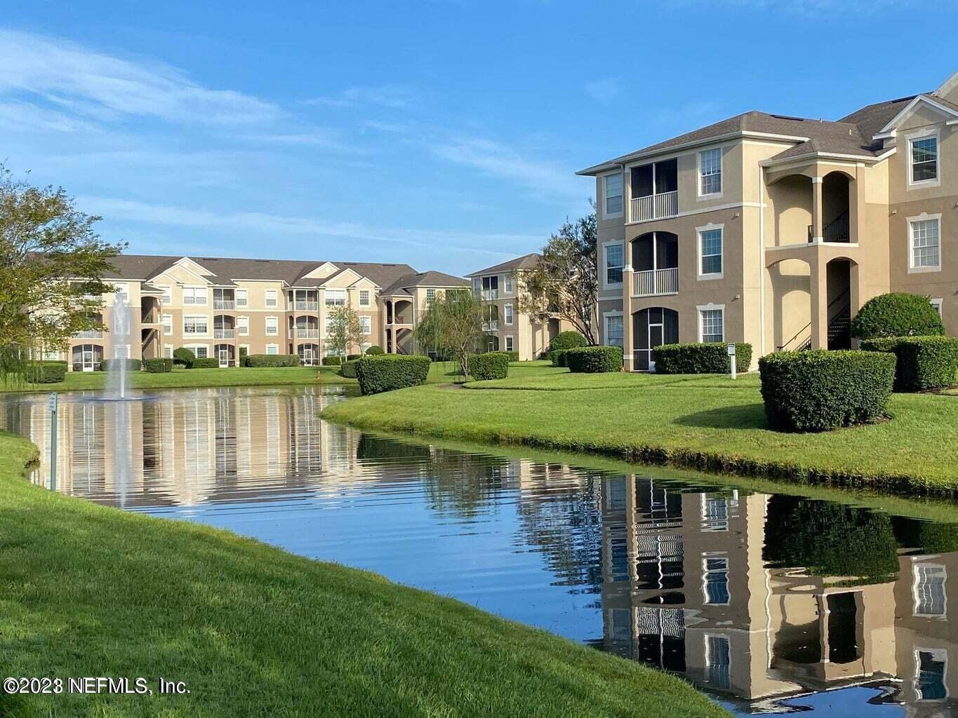 Jacksonville, FL home for sale located at 7990 Baymeadows Road Unit 1017, Jacksonville, FL 32256