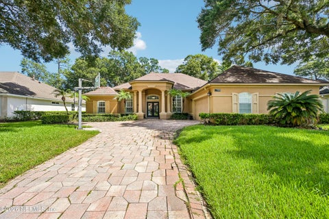 Photo of 1553 NOTTINGHAM KNOLL Drive, Jacksonville, FL 32225 (MLS # 2164123)