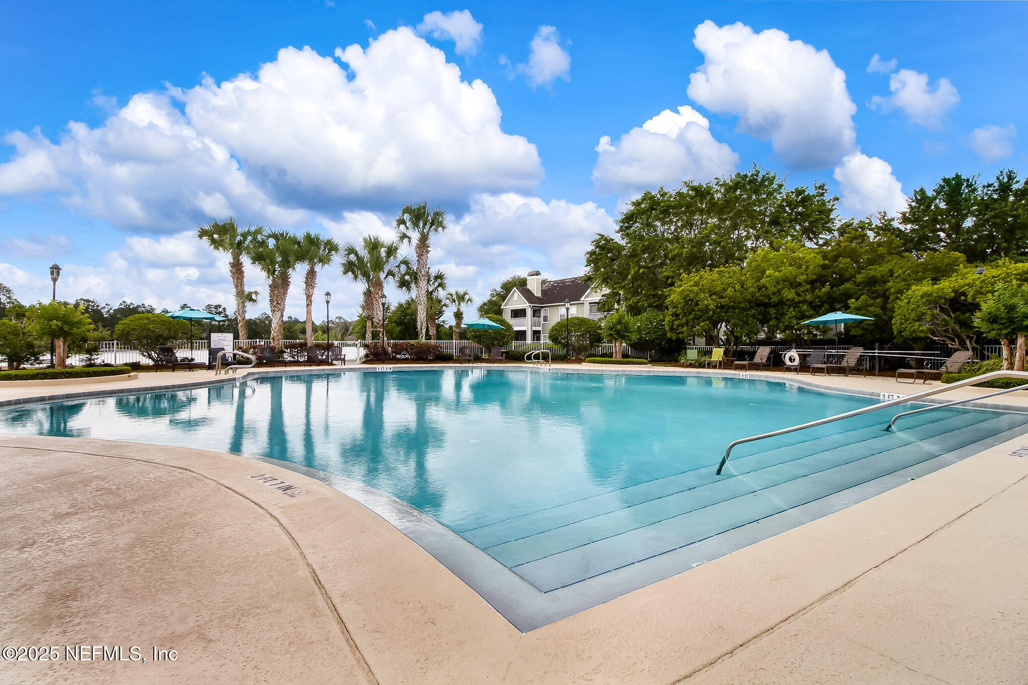 31010 PARADISE CMNS 412