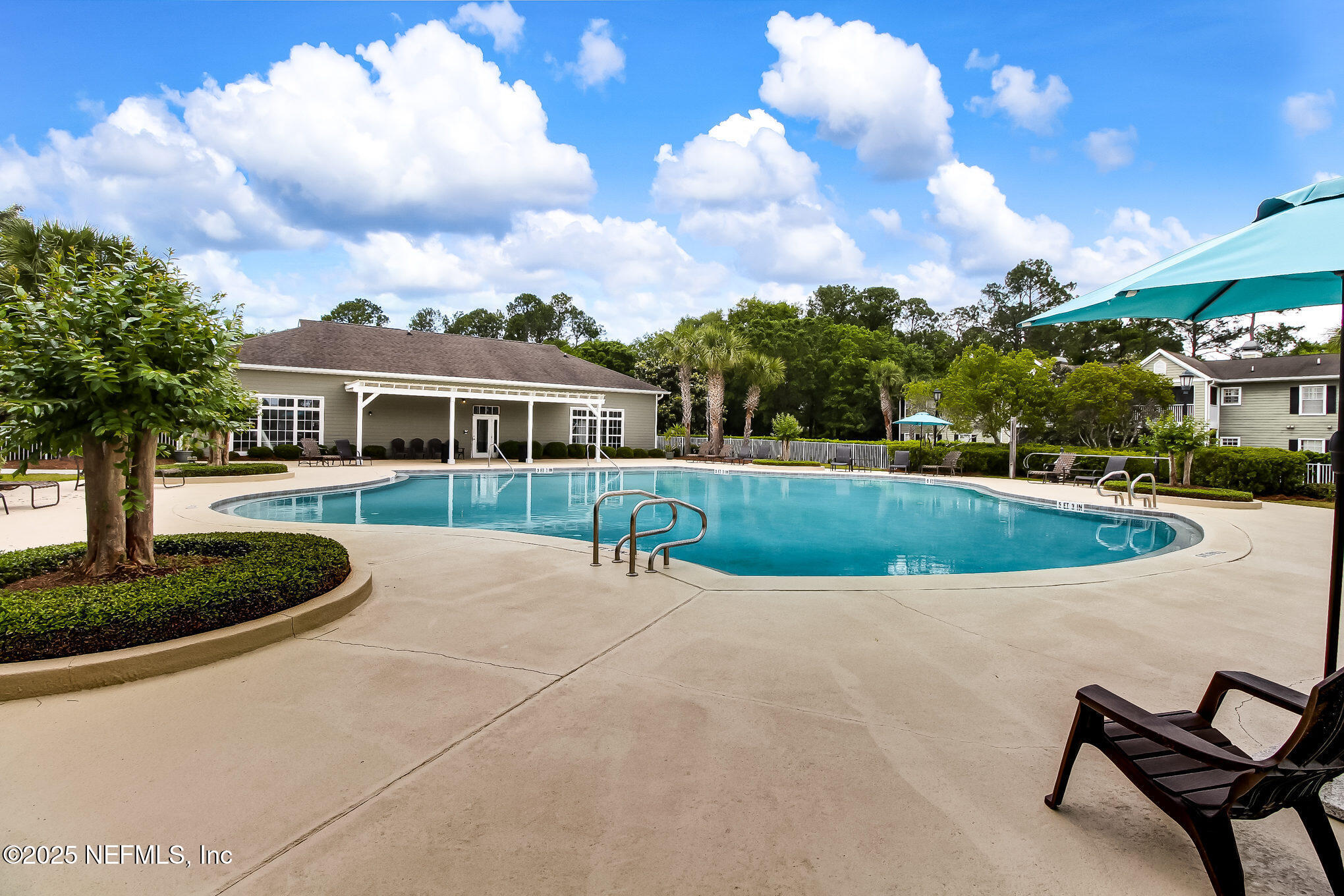 31010 PARADISE CMNS 412