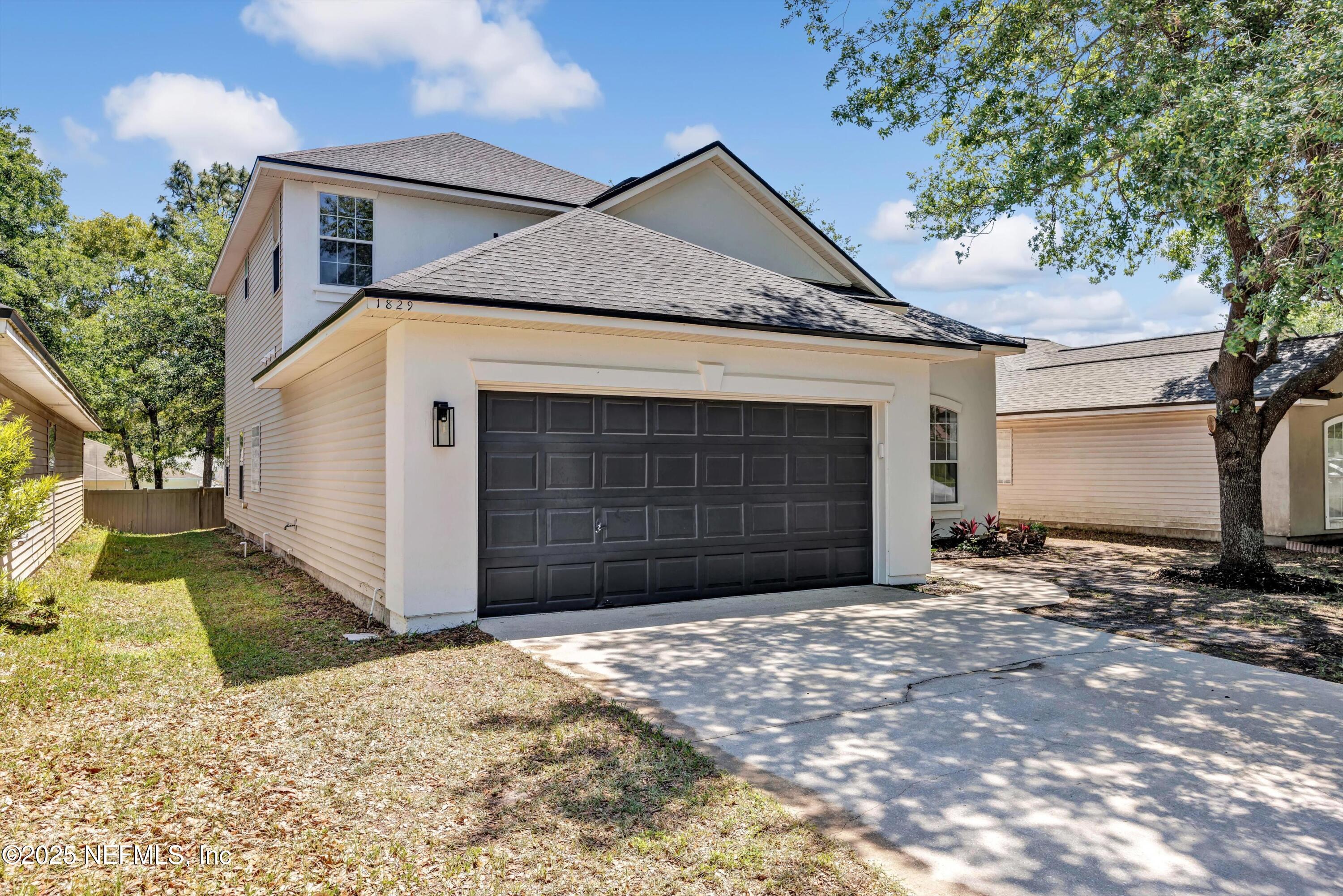 1829 CREEKVIEW Drive