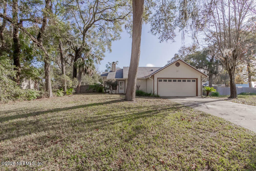 1639 PONDEROSA PINE Drive E