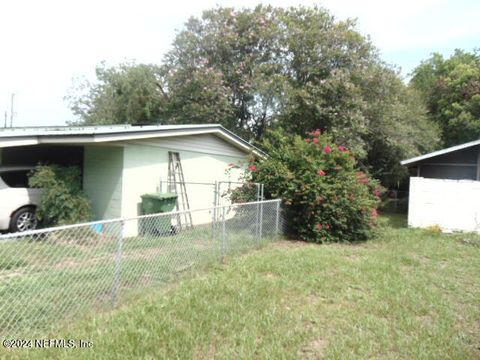 A home in Palatka