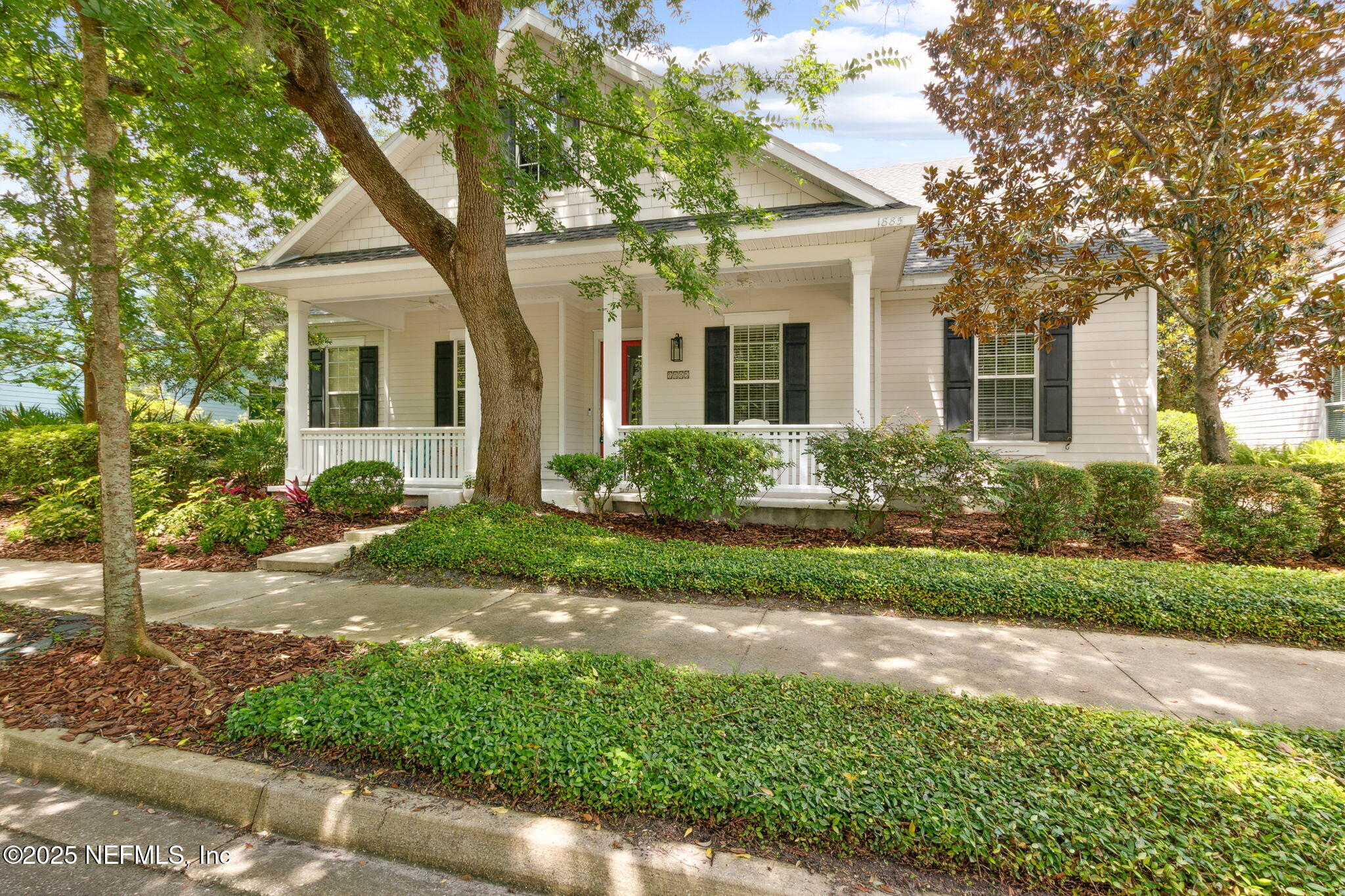 1885 FLOYD Street