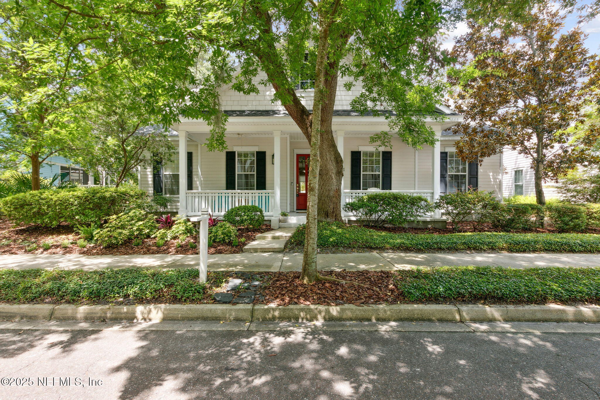 1885 FLOYD Street