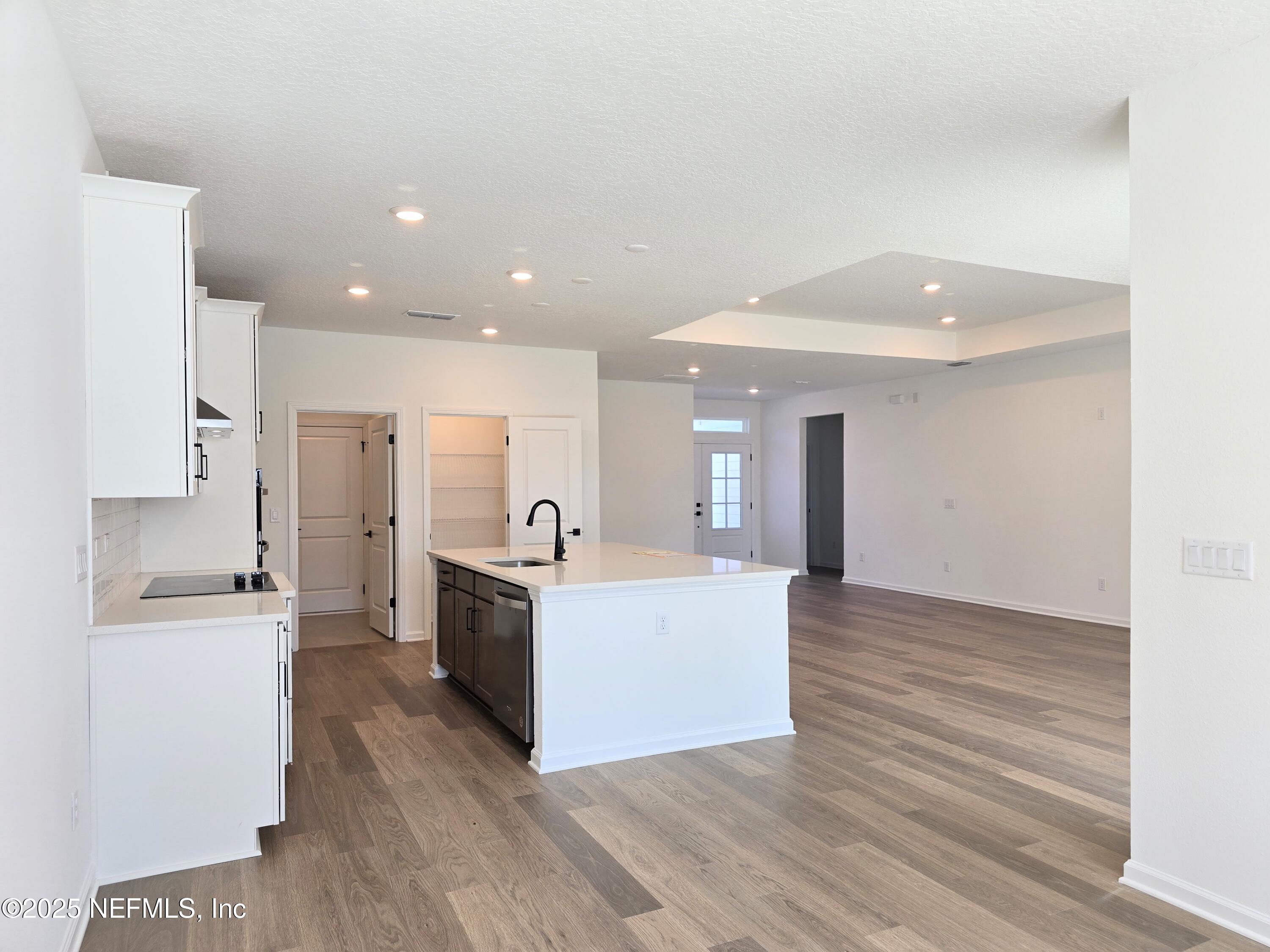 3550 AMERICANA Way