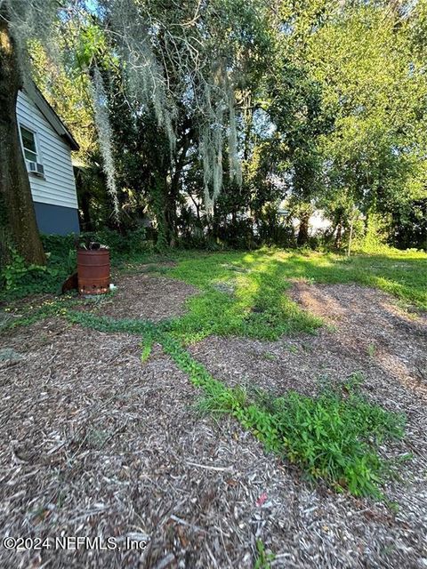 A home in Jacksonville