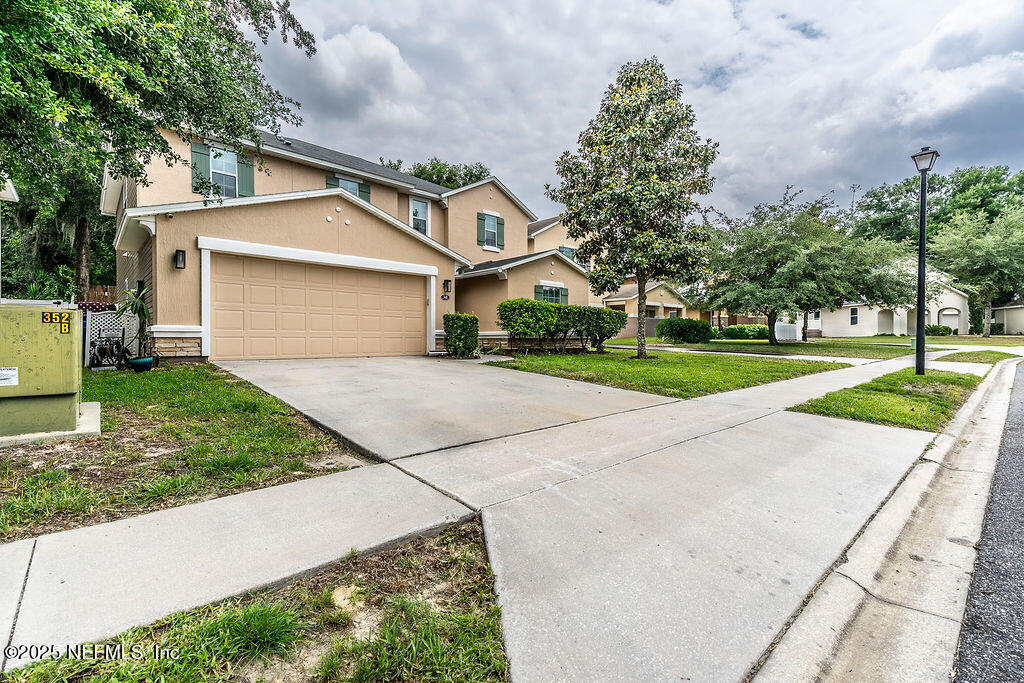 348 AUBURN OAKS Road E