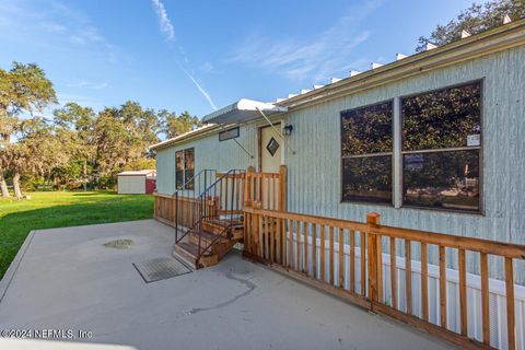 A home in Interlachen