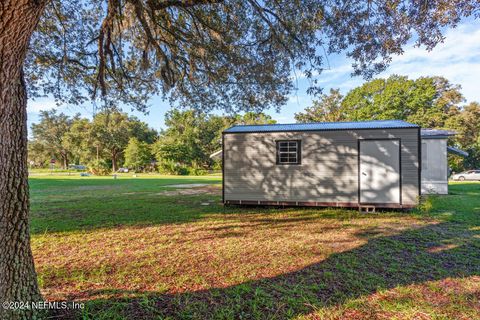 A home in Interlachen