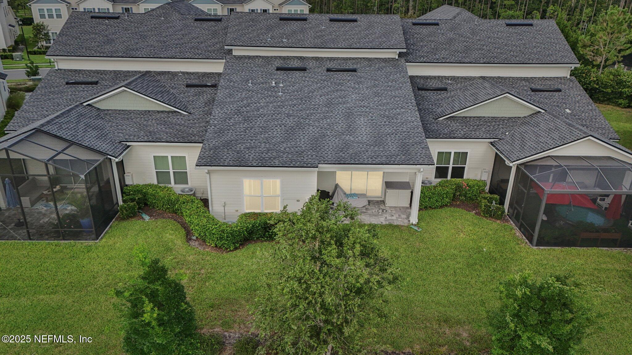 118 CAROUSEL Drive