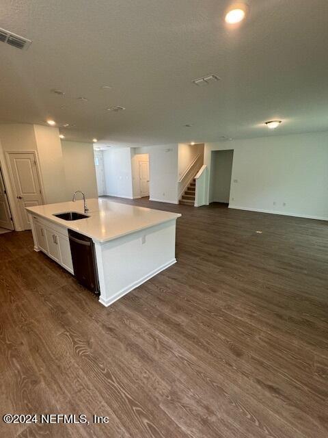 125 SILVER HERON Way