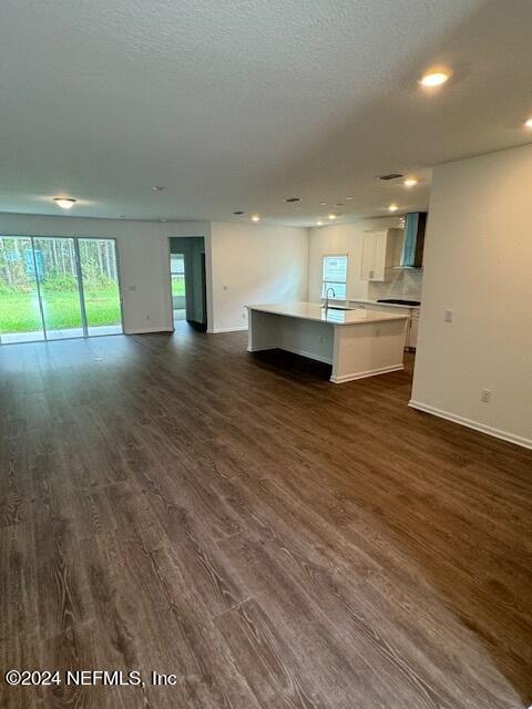 125 SILVER HERON Way