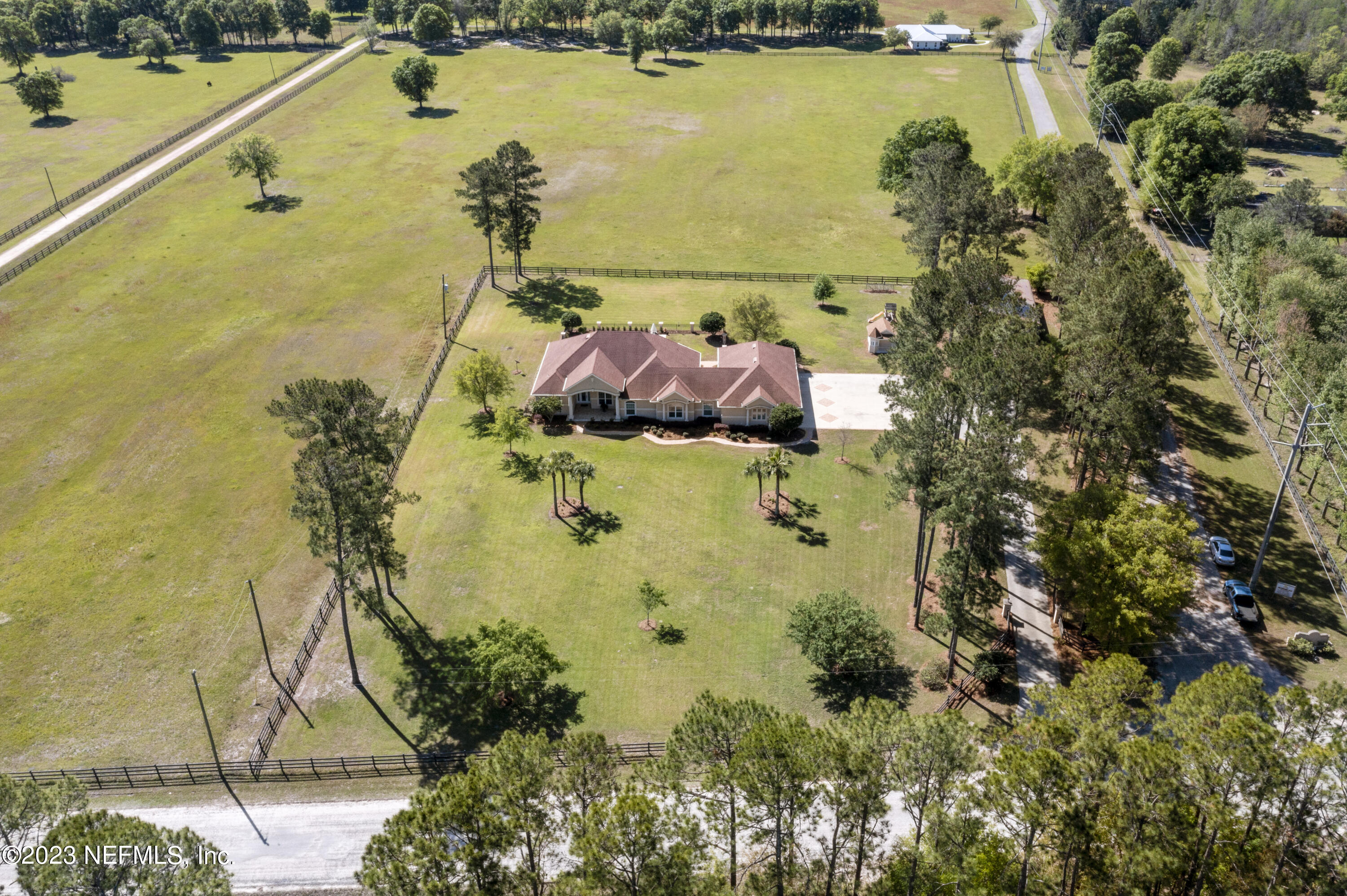 Glen St. Mary, FL home for sale located at 7600 Nutty Buddy Lane, Glen St. Mary, FL 32040