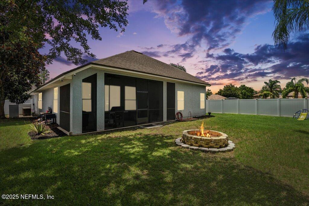 800 MARJORIES Way