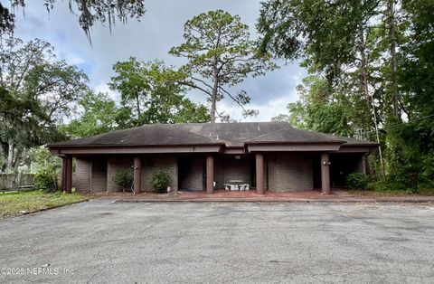 1906 DEBARRY Avenue Orange Park FL 32073