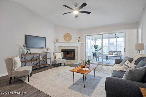 Photo of 5605 PINEBAY Circle N, Jacksonville, FL 32244 (MLS # 2144262)