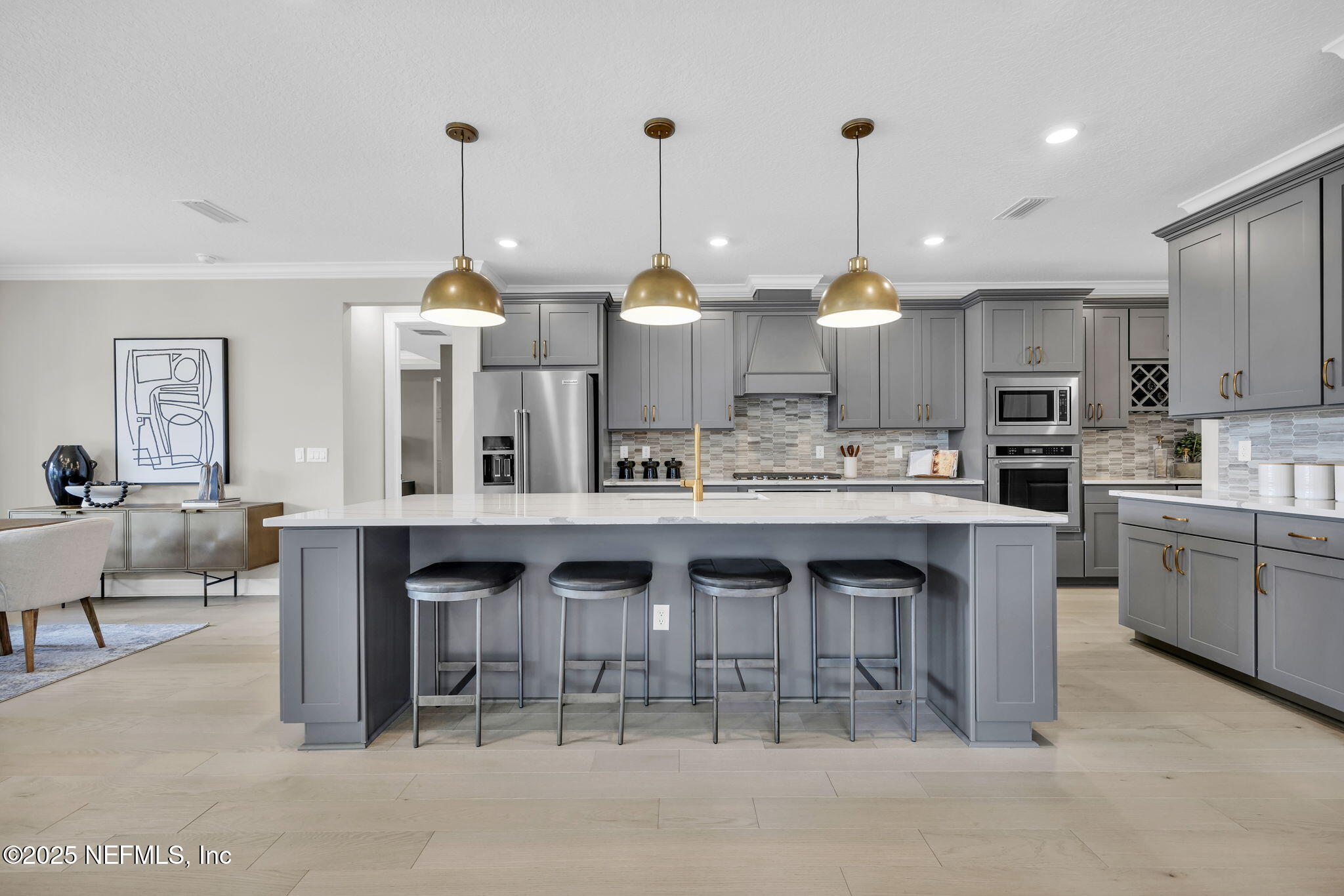 70 HEADSTREAM Drive