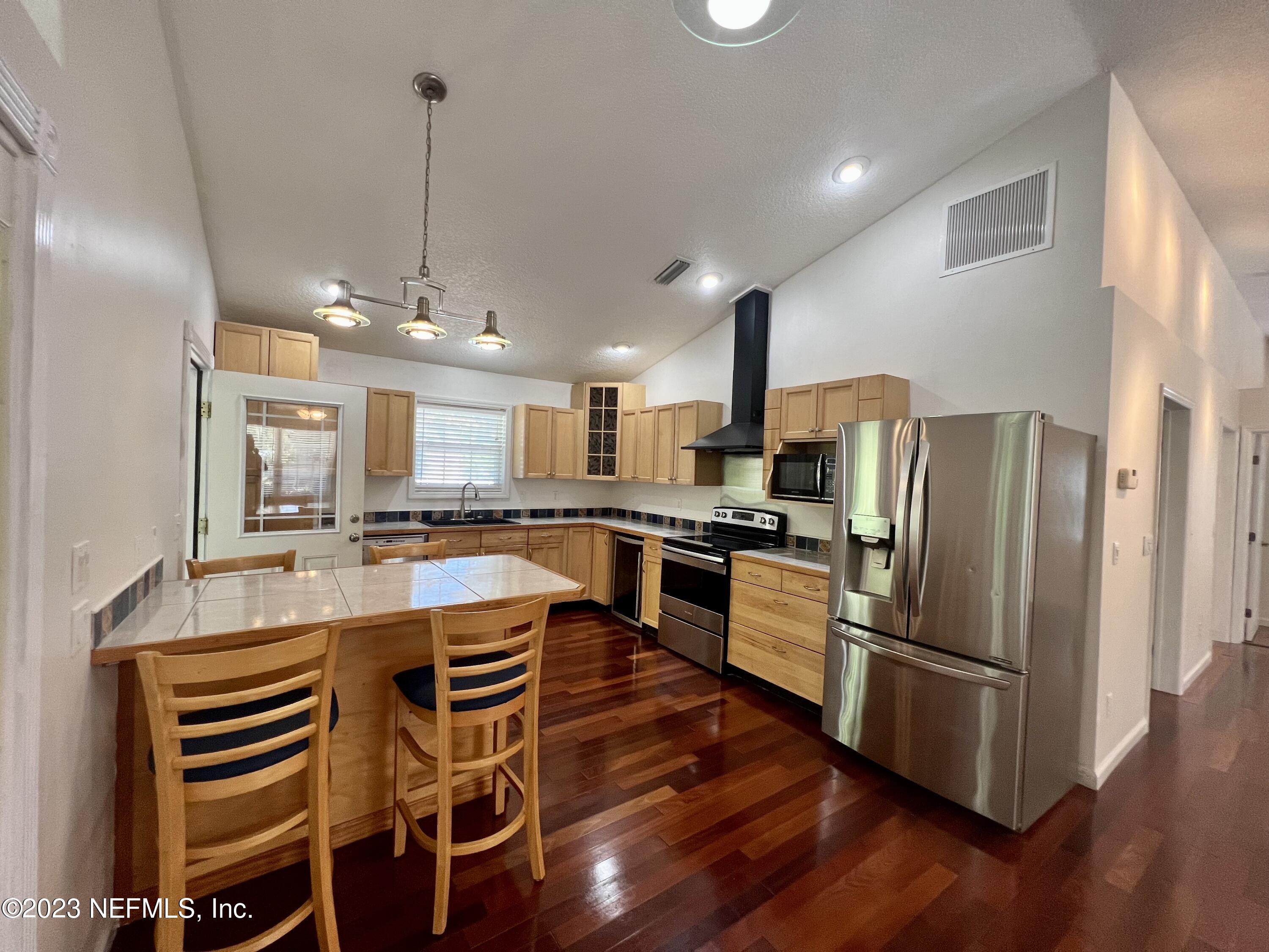 ST AUGUSTINE, Florida 32084, United States, 2 Bedrooms Bedrooms, ,1 BathroomBathrooms,Residential,Active,70684