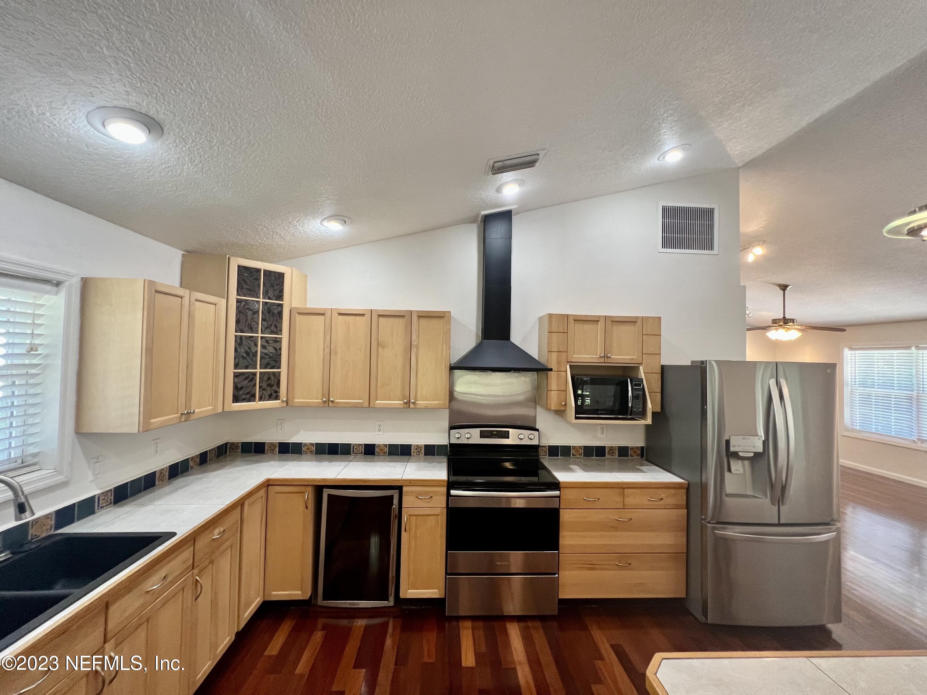 ST AUGUSTINE, Florida 32084, United States, 2 Bedrooms Bedrooms, ,1 BathroomBathrooms,Residential,Active,70684