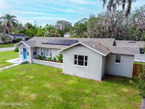 A home in Eustis