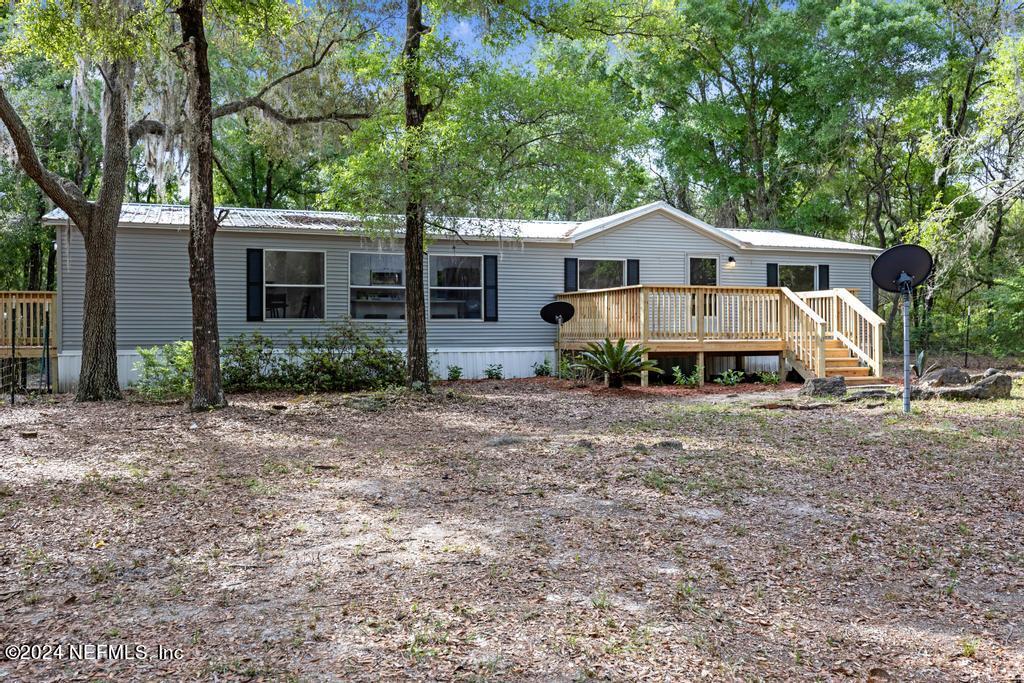 Keystone Heights, FL home for sale located at 4631 M Lake Road, Keystone Heights, FL 32656