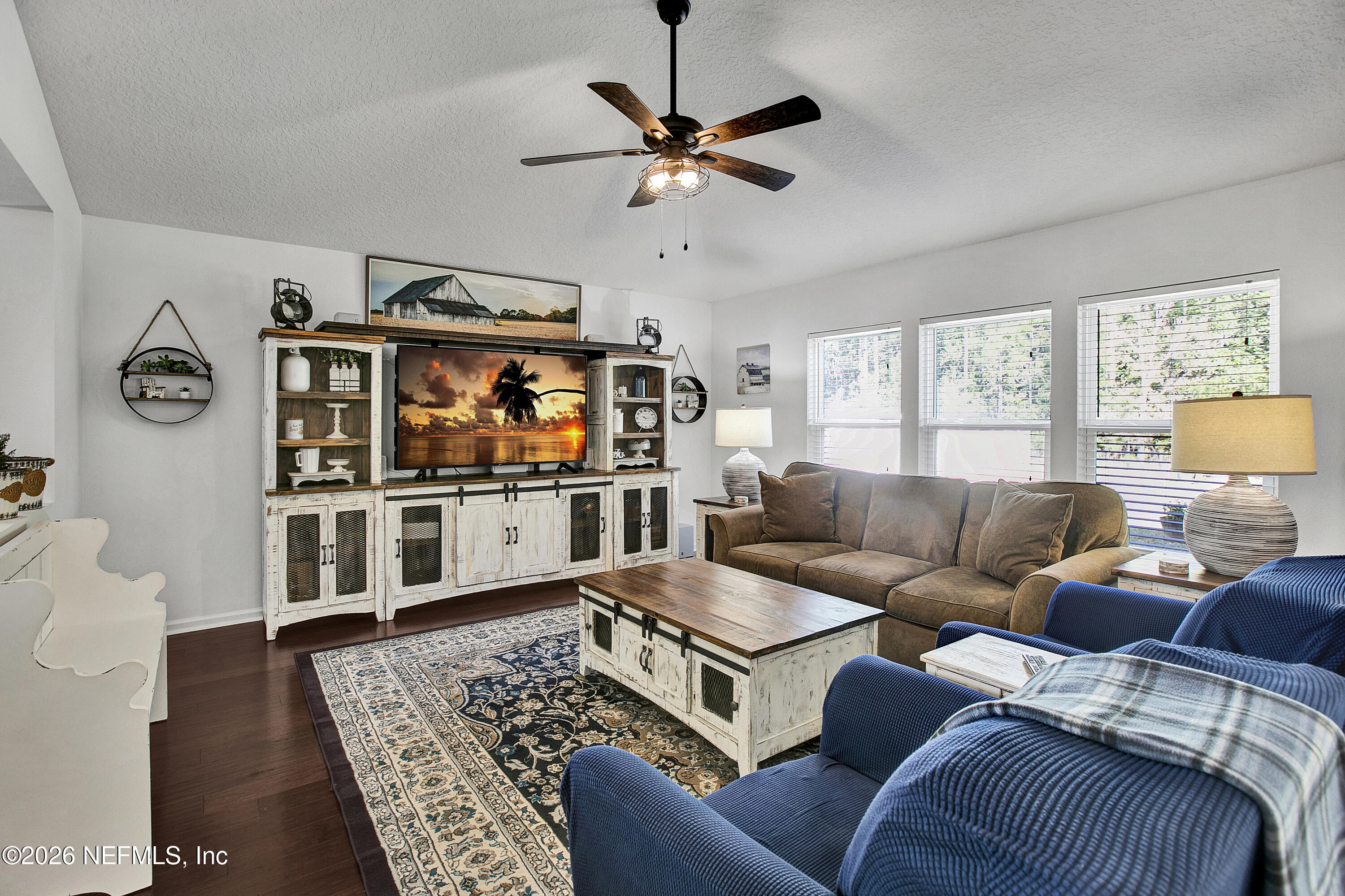 406 HEPBURN Road