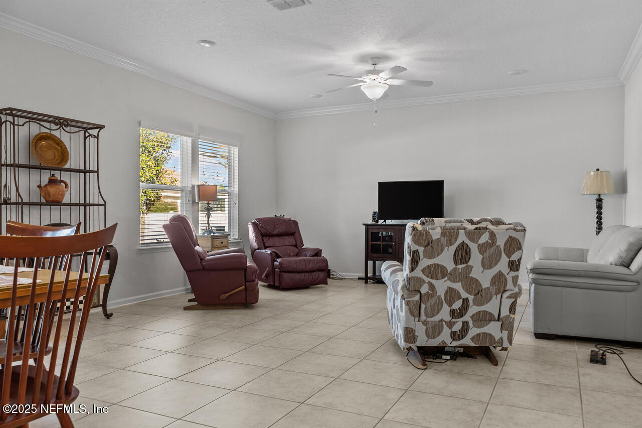 10119 DOGWOOD CREEK Drive