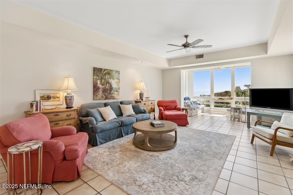 6509 SPYGLASS Circle