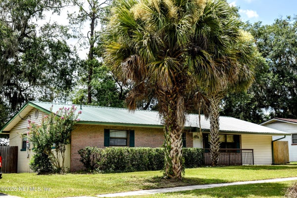 2412 HUSSON AVE, PALATKA, FL 32177 - Image bd4f7054e31a07dd4e5ef2cd51f1c3f5/2763810042