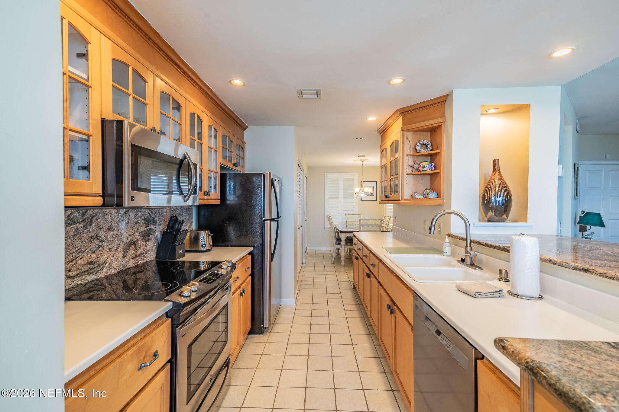 1676 SEA DUNES Place