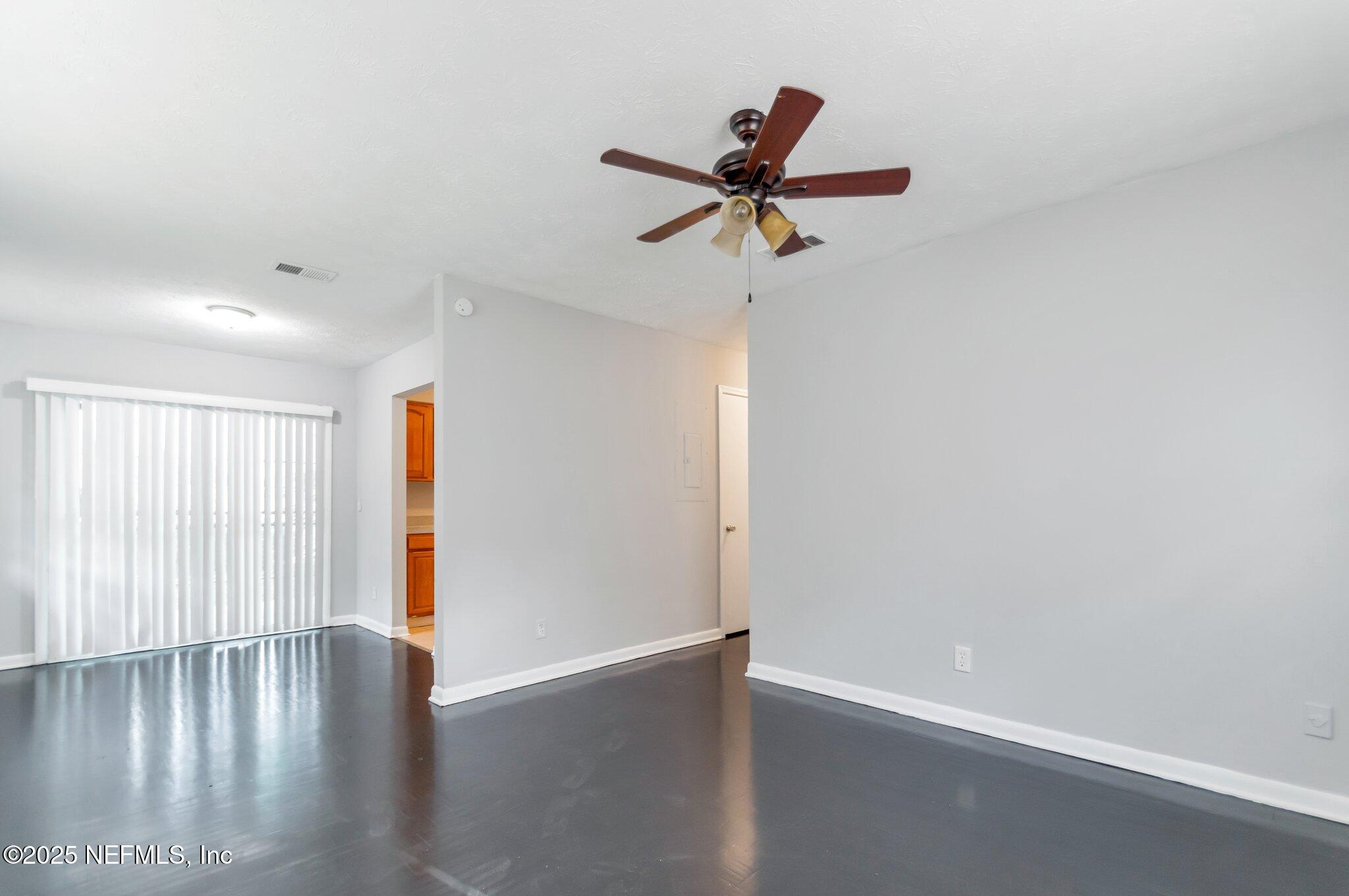 1551 W 31ST Street