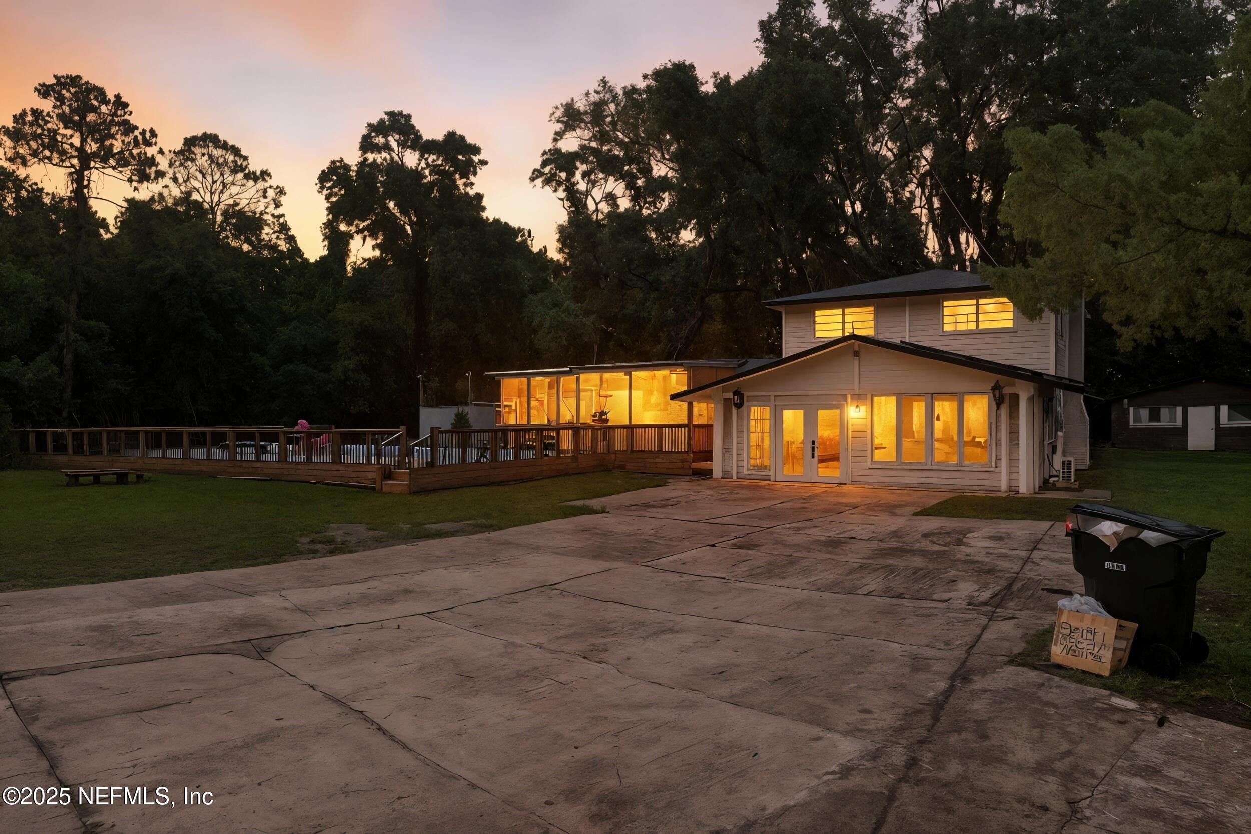 1637 STARRATT Road