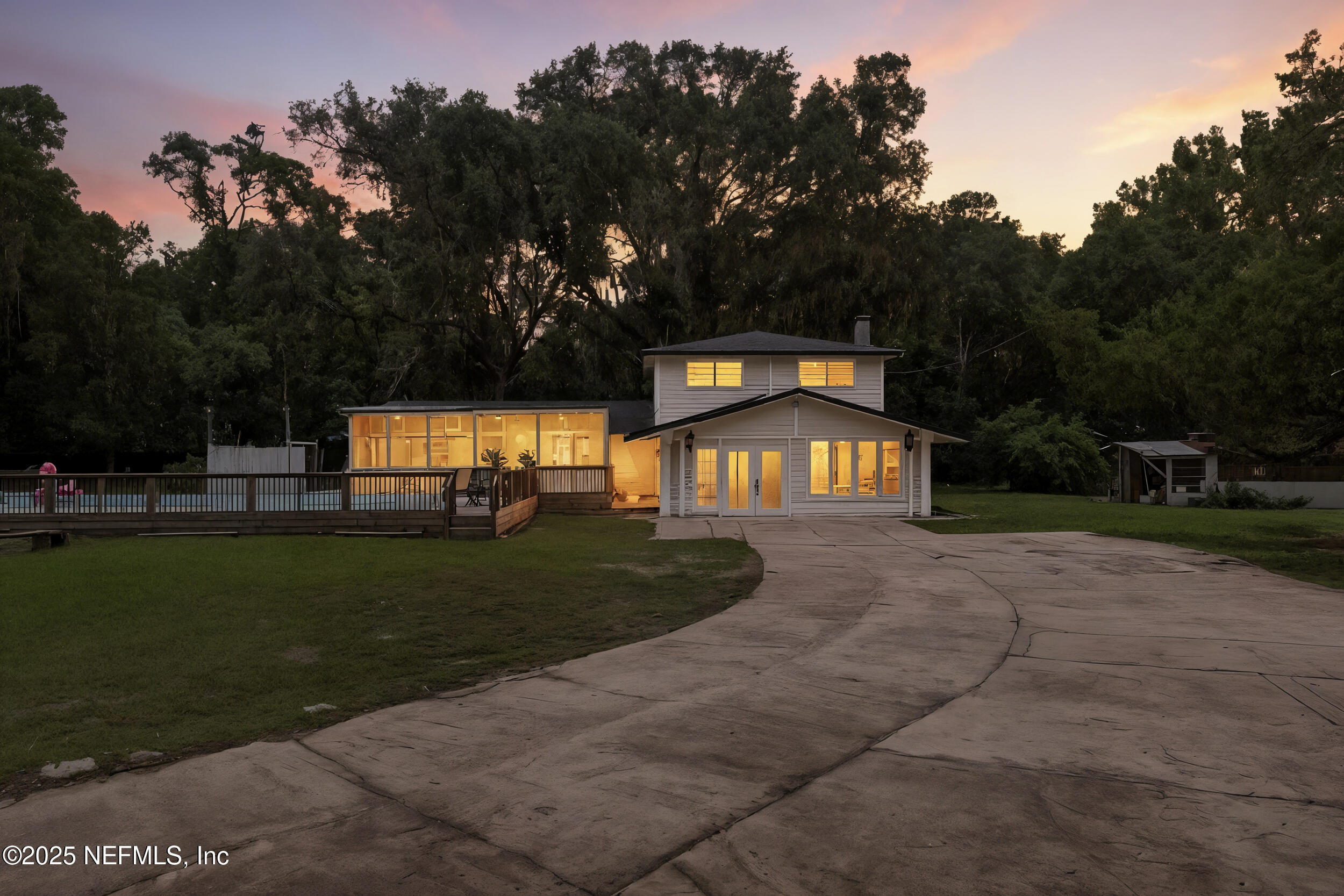 1637 STARRATT Road