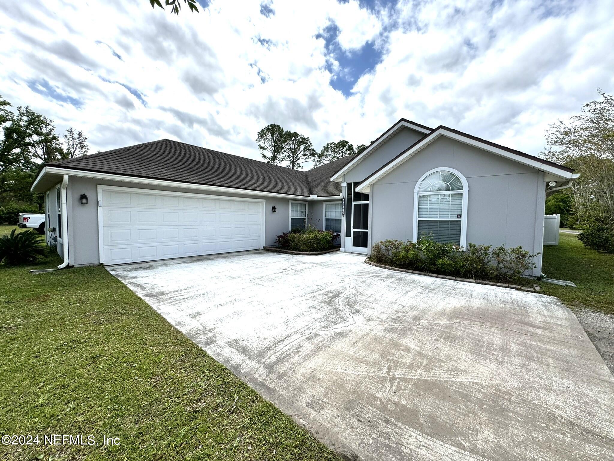 Fleming Island, FL home for sale located at 4780 RAGGEDY POINT Road, Fleming Island, FL 32003