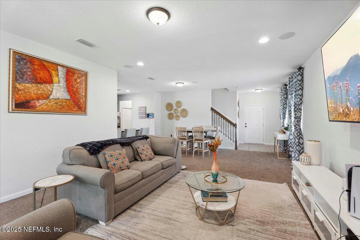 737 WINDERMERE WAY Way