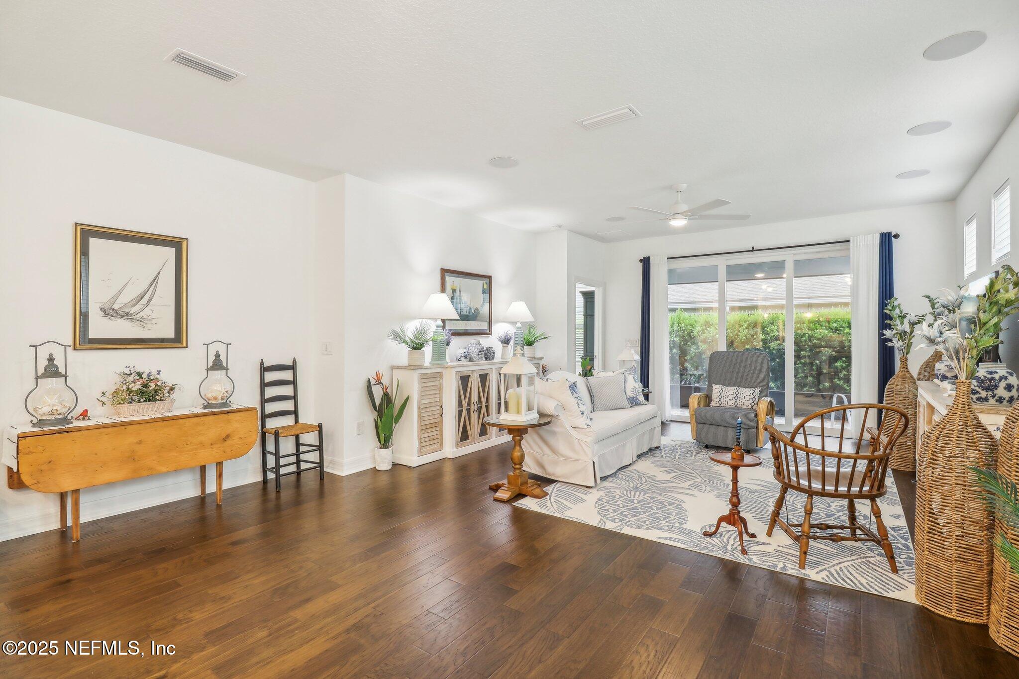 27 YELLOW IRIS Court