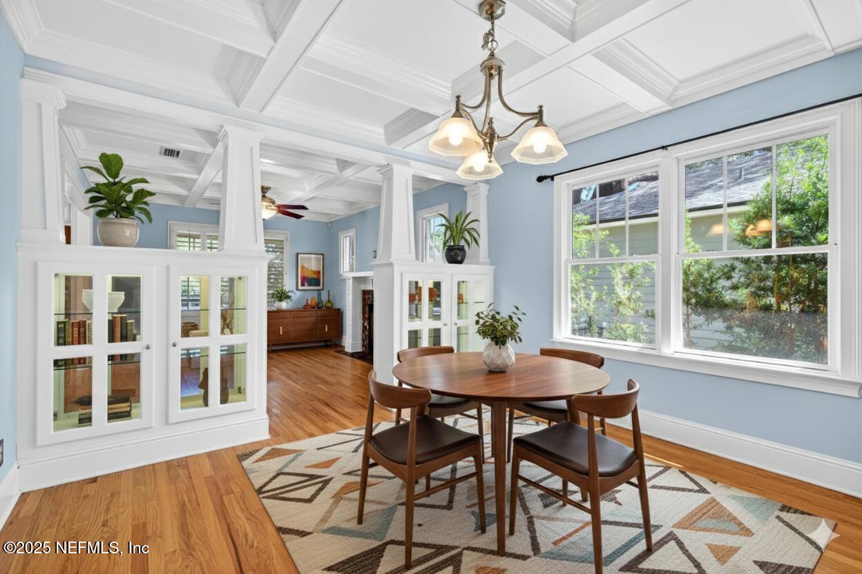 1580 GLENDALE Street