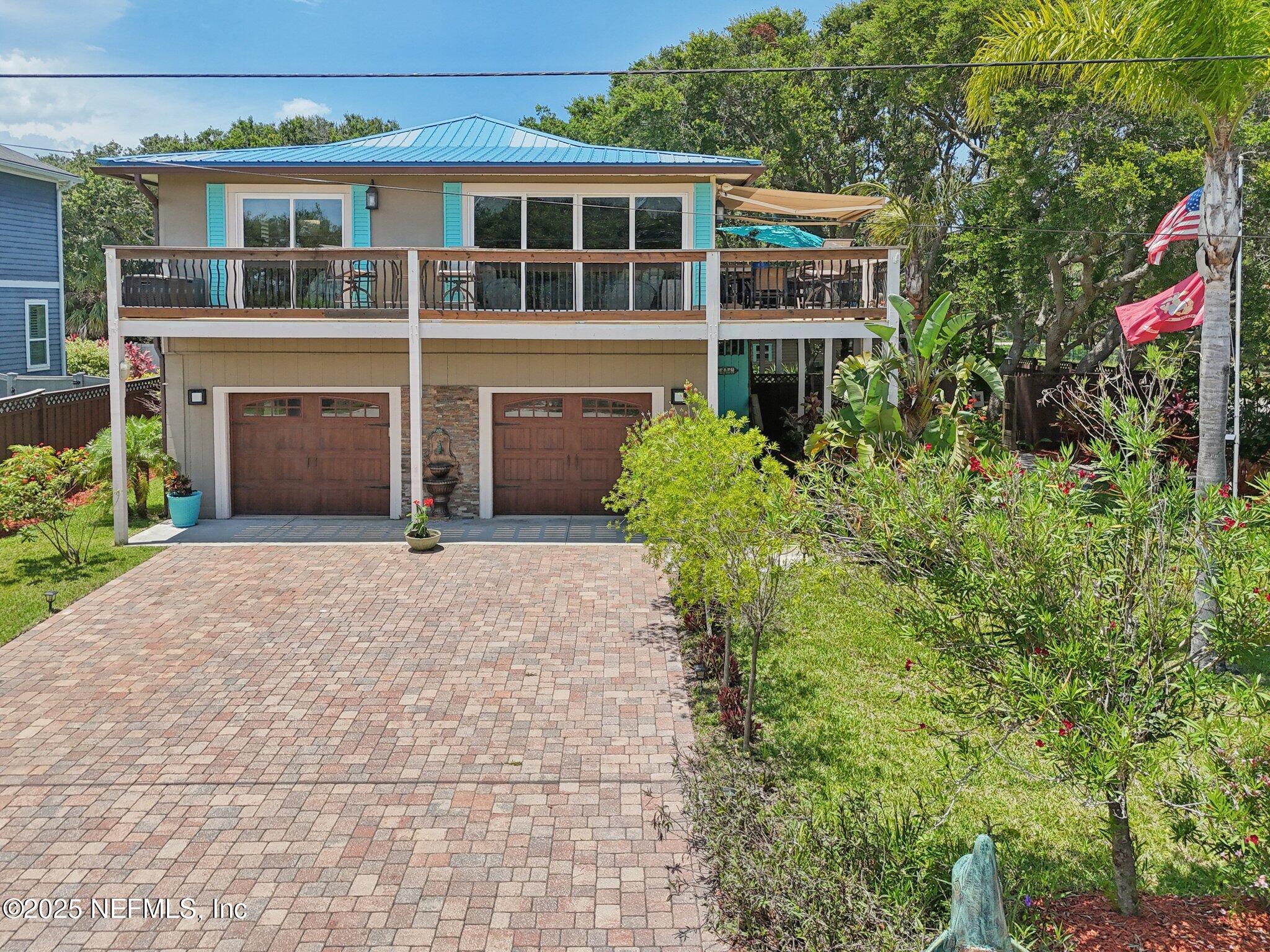 136 SHERWOOD Avenue
