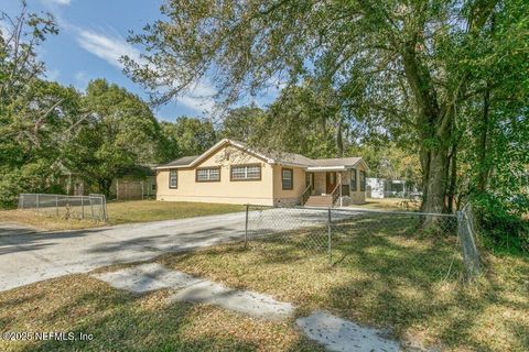 5728 IRIS Boulevard Jacksonville FL 32209