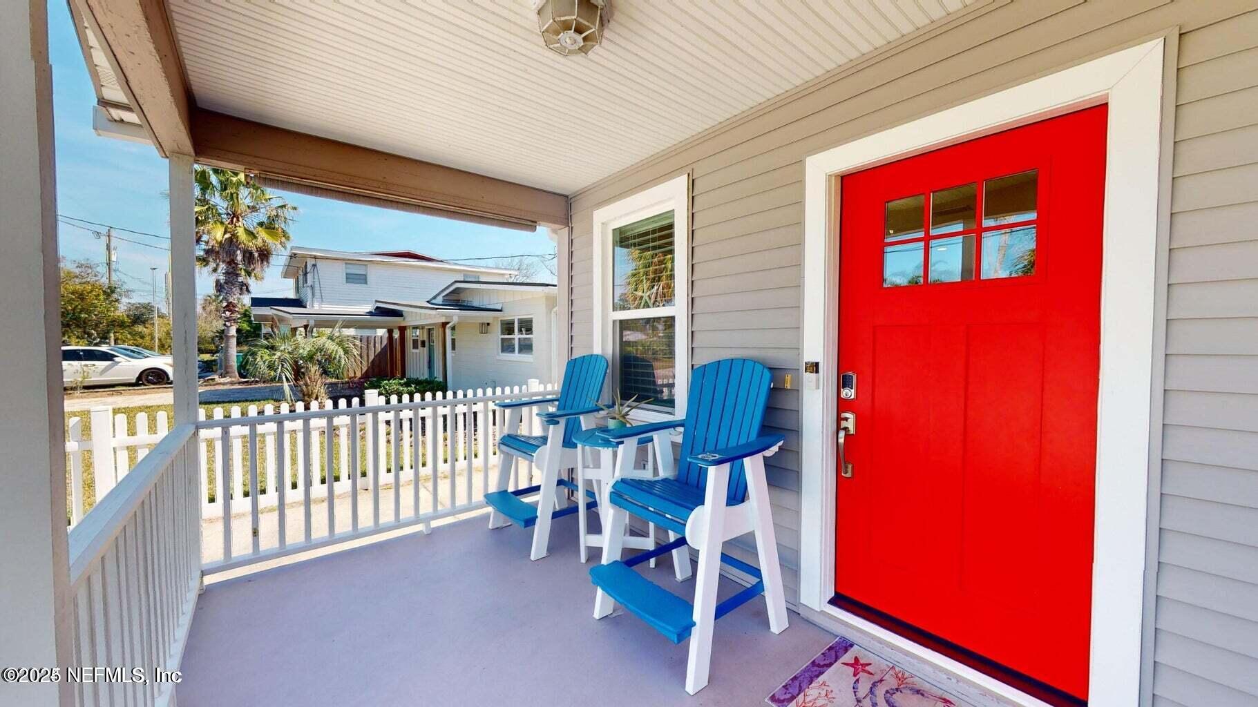 541 LORA Street