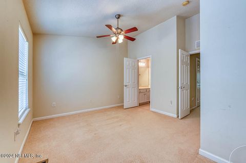 Townhouse in Jacksonville FL 8073 SUMMERSIDE Circle 12.jpg