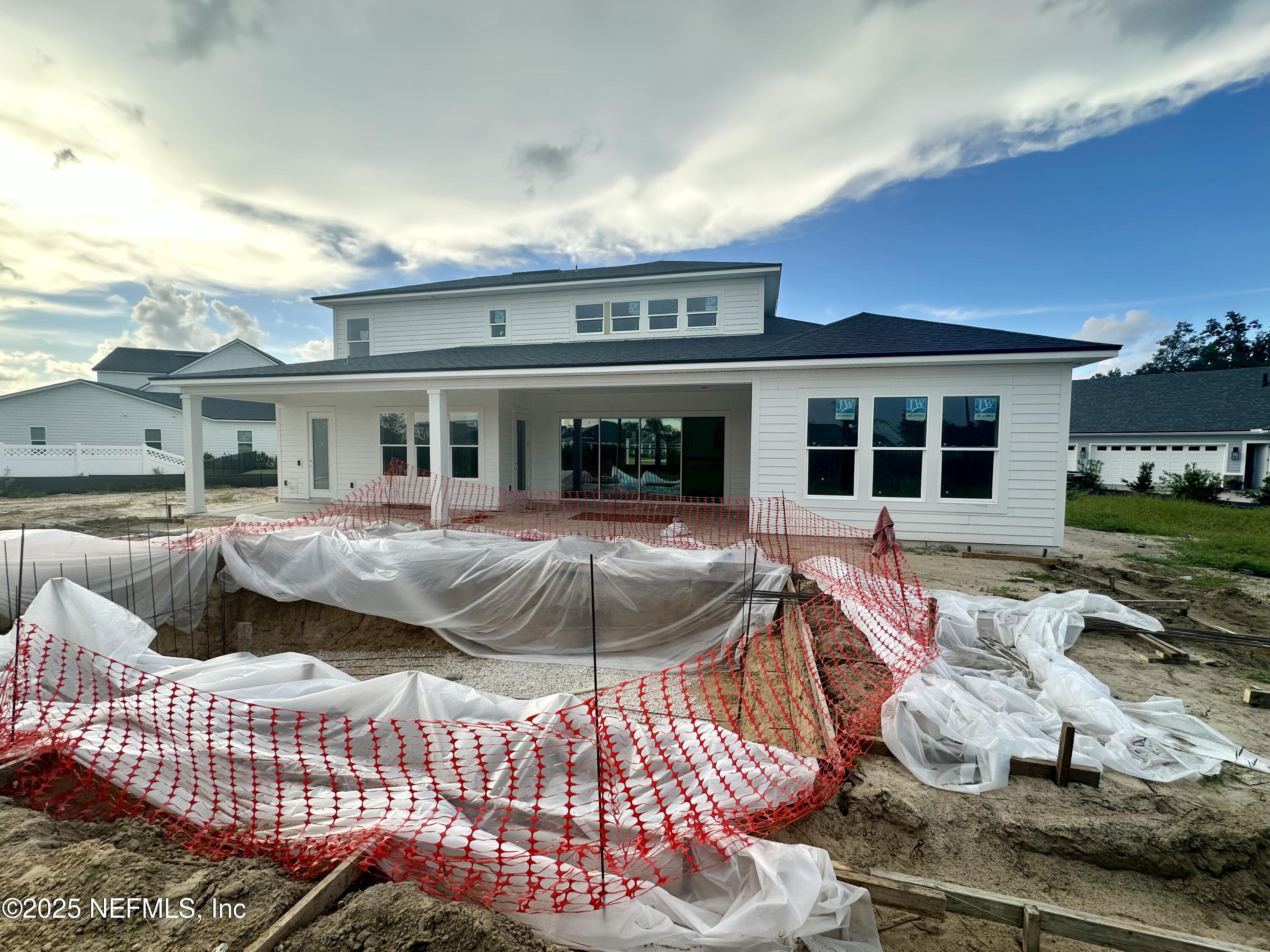 513 COURTNEY OAKS Drive