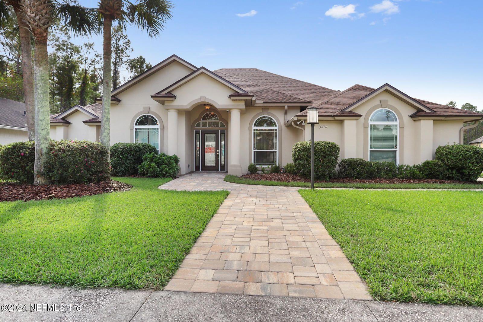 Jacksonville, FL home for sale located at 10630 Crooked Tree Court, Jacksonville, FL 32256
