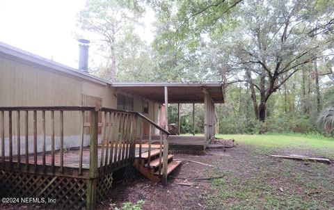 A home in Middleburg