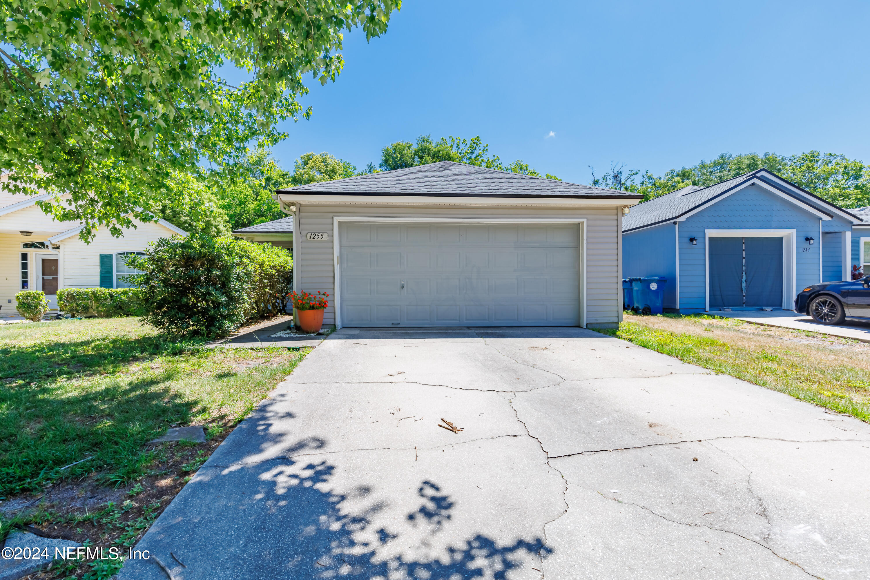 1255 BROOKWOOD BLUFF Road E