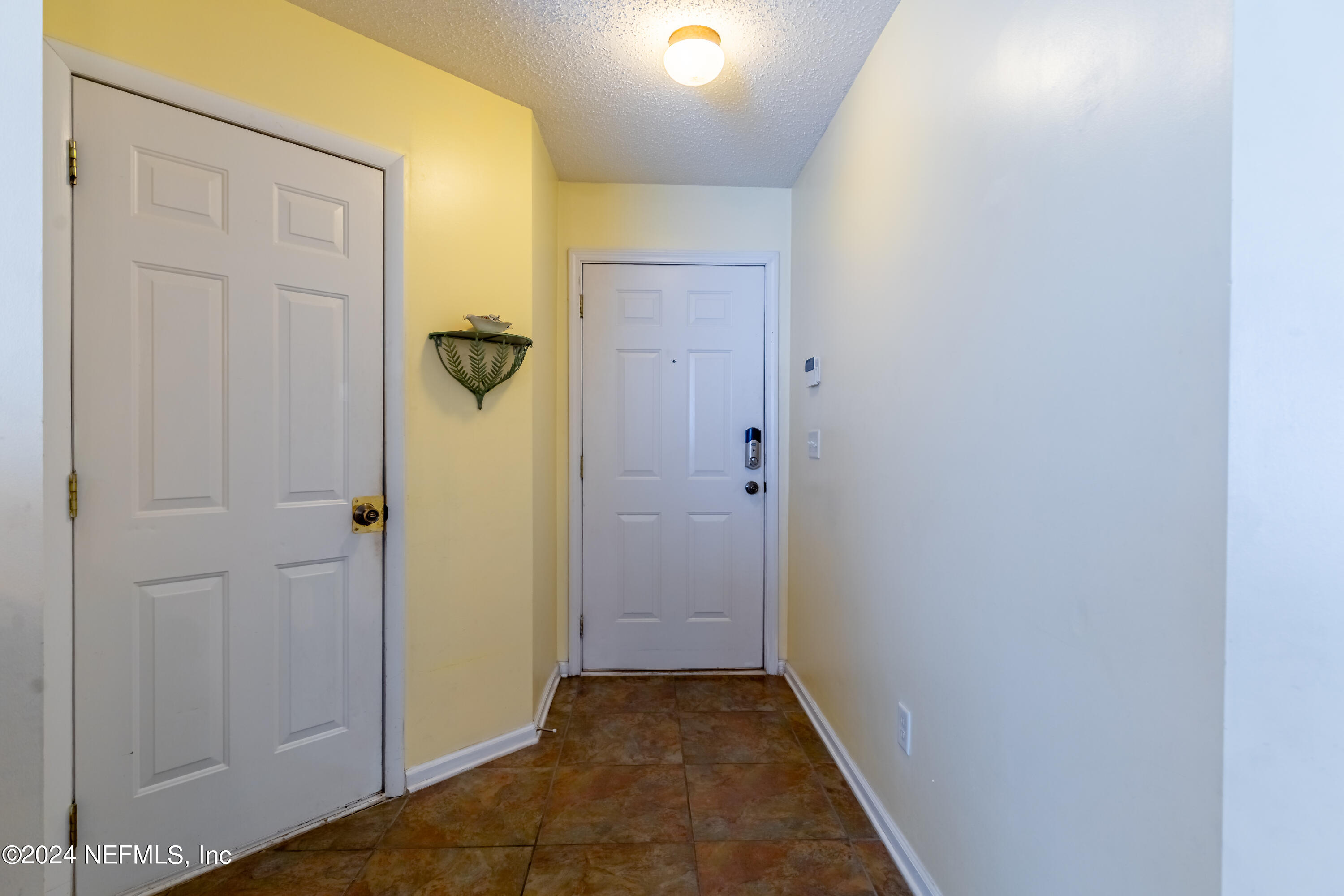 1255 BROOKWOOD BLUFF Road E