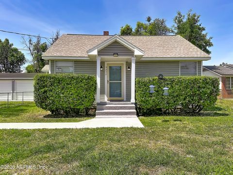 Photo of 9232 ADAMS Avenue, Jacksonville, FL 32208 (MLS # 2142366)