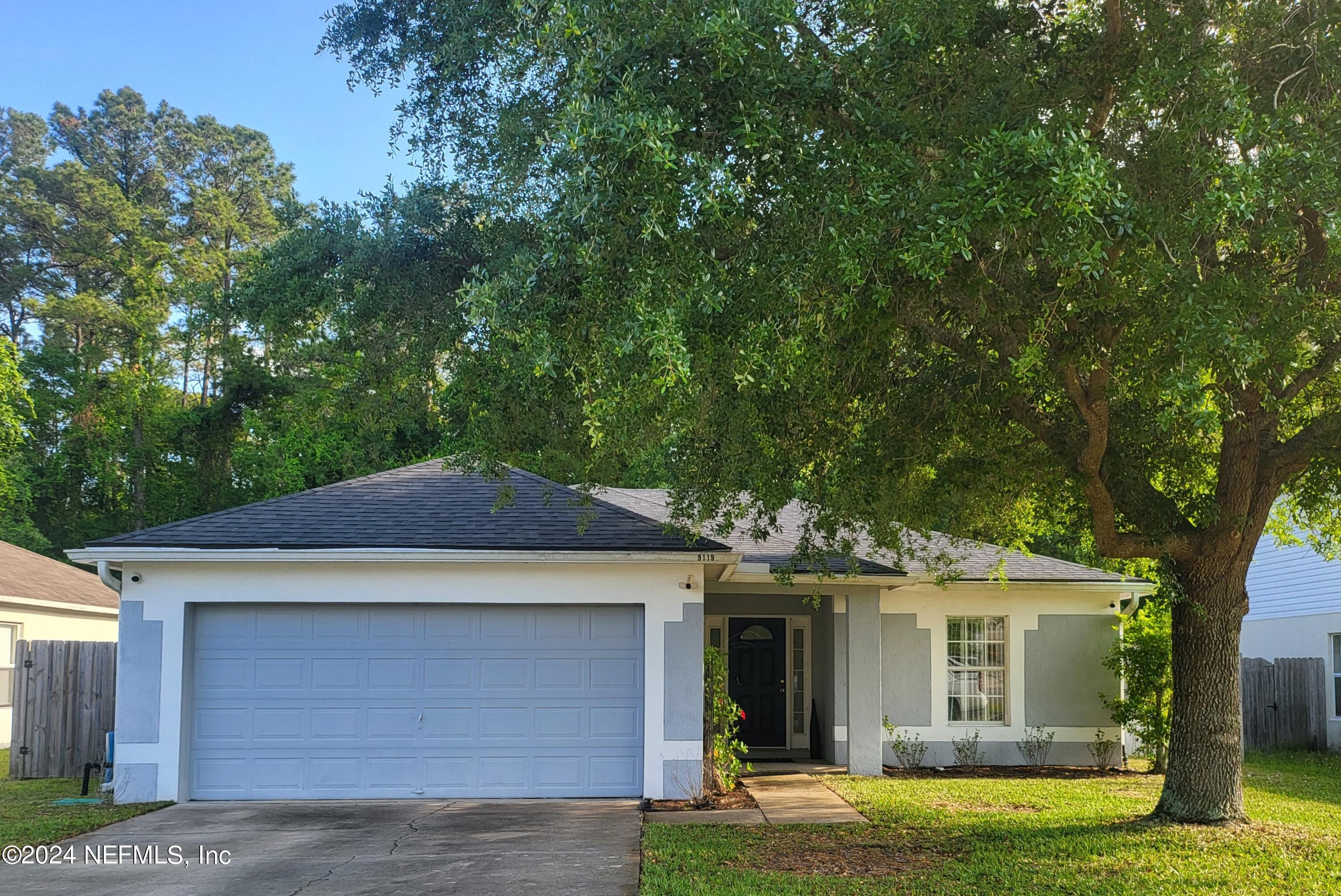 Jacksonville, FL home for sale located at 9119 Shindler Crossing Drive, Jacksonville, FL 32222